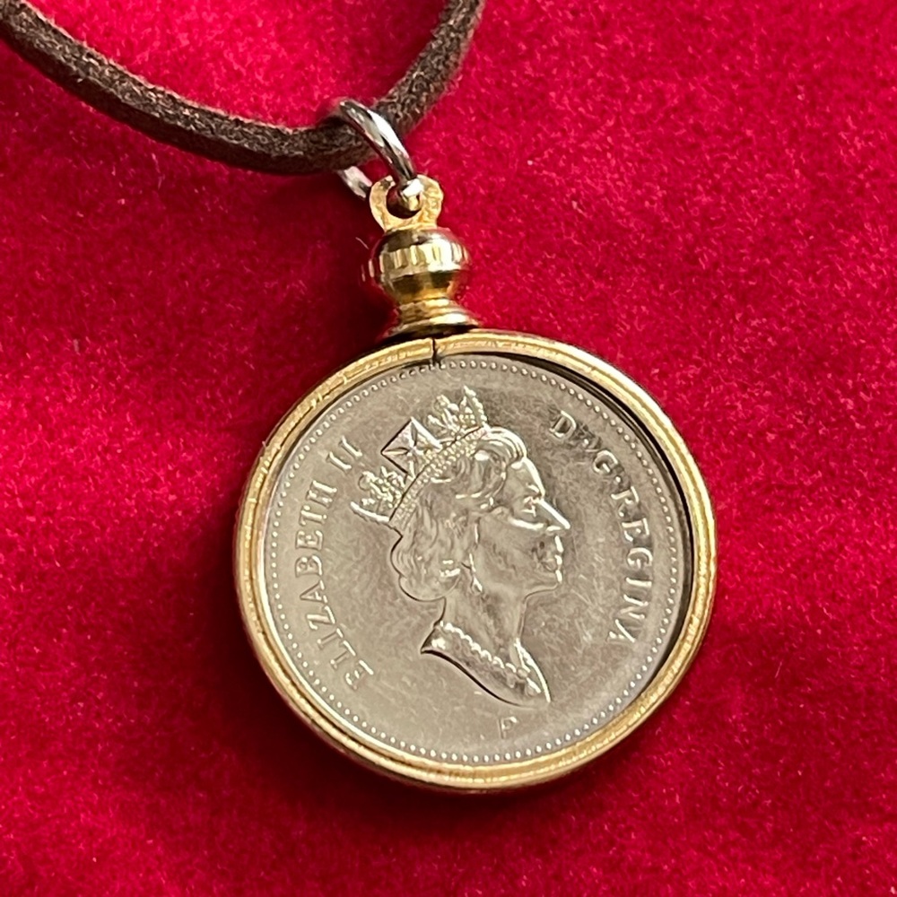 Canada 5 Cents coin pendant necklace